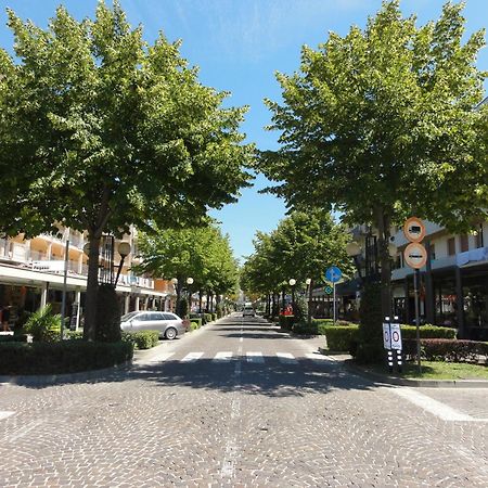 Isolabella - Appartamenti Bibione Bagian luar foto