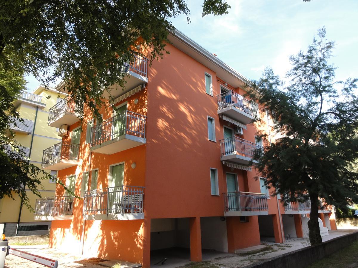 Isolabella - Appartamenti Bibione Bagian luar foto