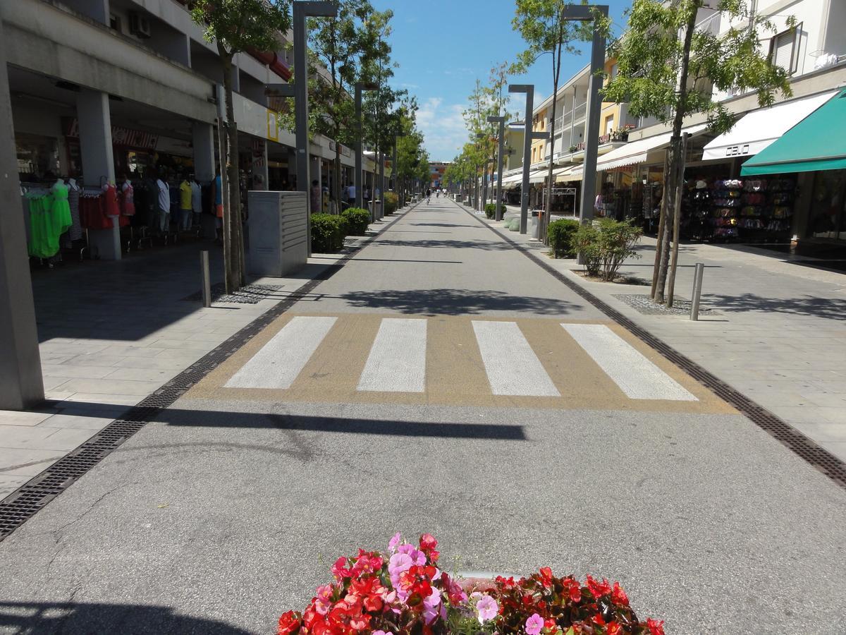 Isolabella - Appartamenti Bibione Bagian luar foto