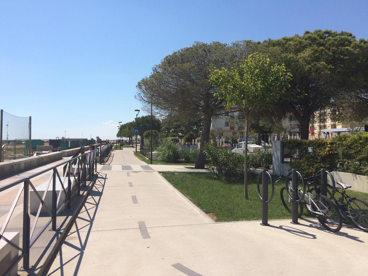Isolabella - Appartamenti Bibione Bagian luar foto